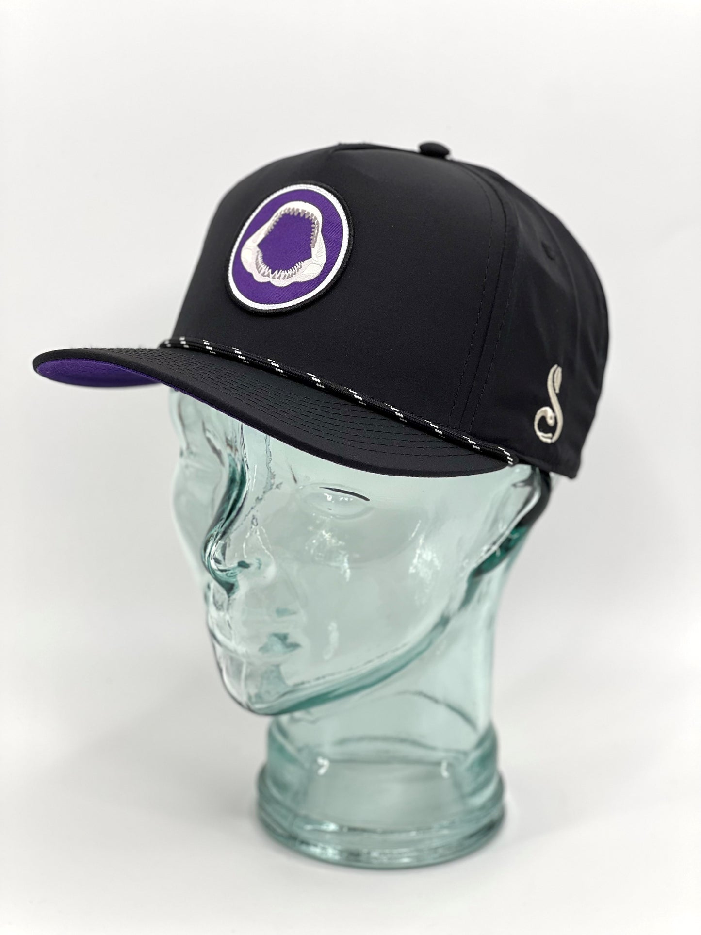 Pukka Megalodon Circle Patch Structured High Crown 5 Panel Snap Back Rope Hat