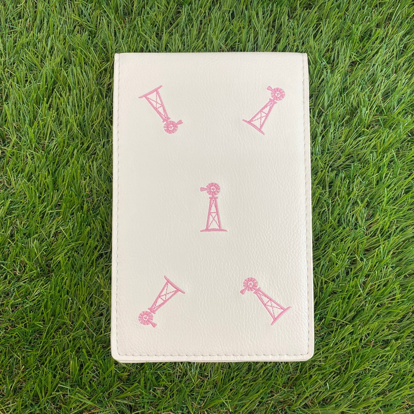 PRG Streamsong Black Yardage Book Cover