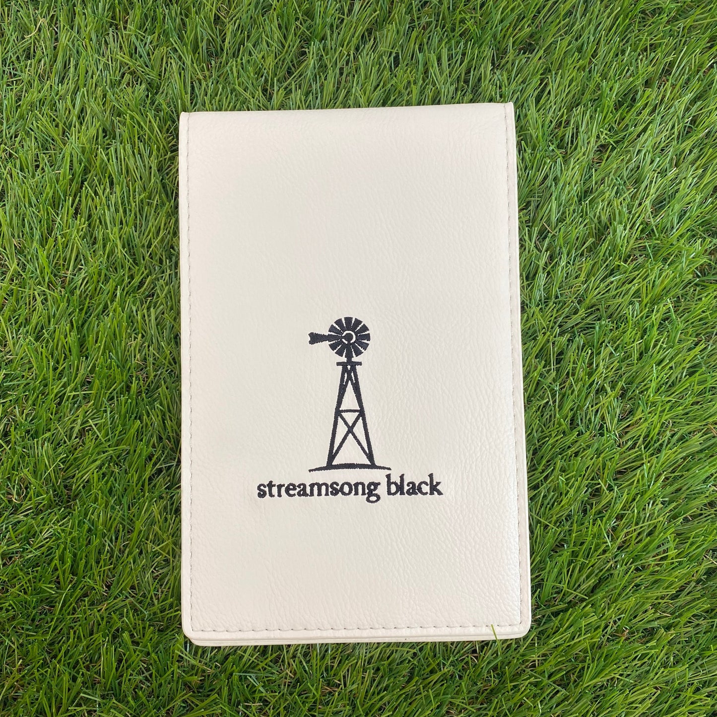 PRG Streamsong Black Yardage Book Cover
