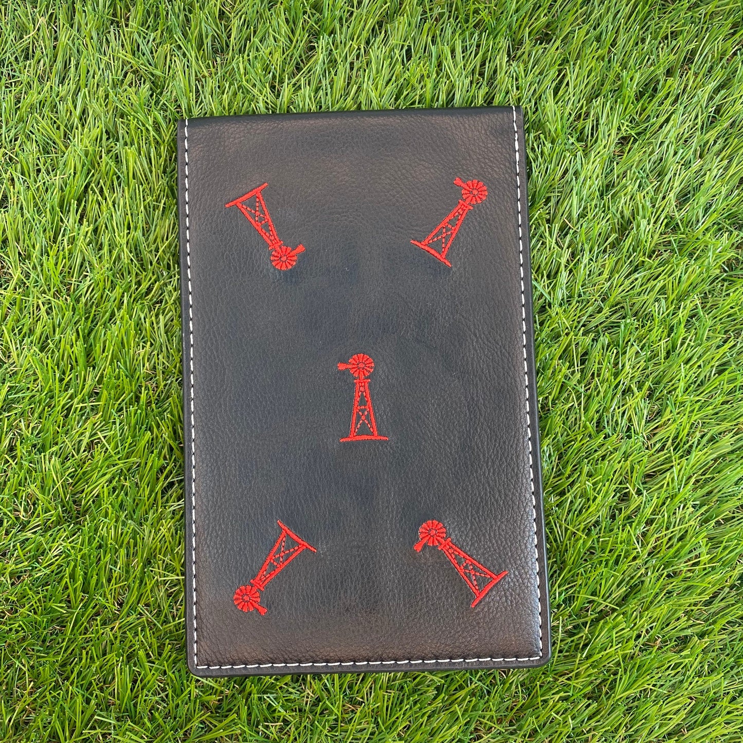 PRG Streamsong Black Yardage Book Cover
