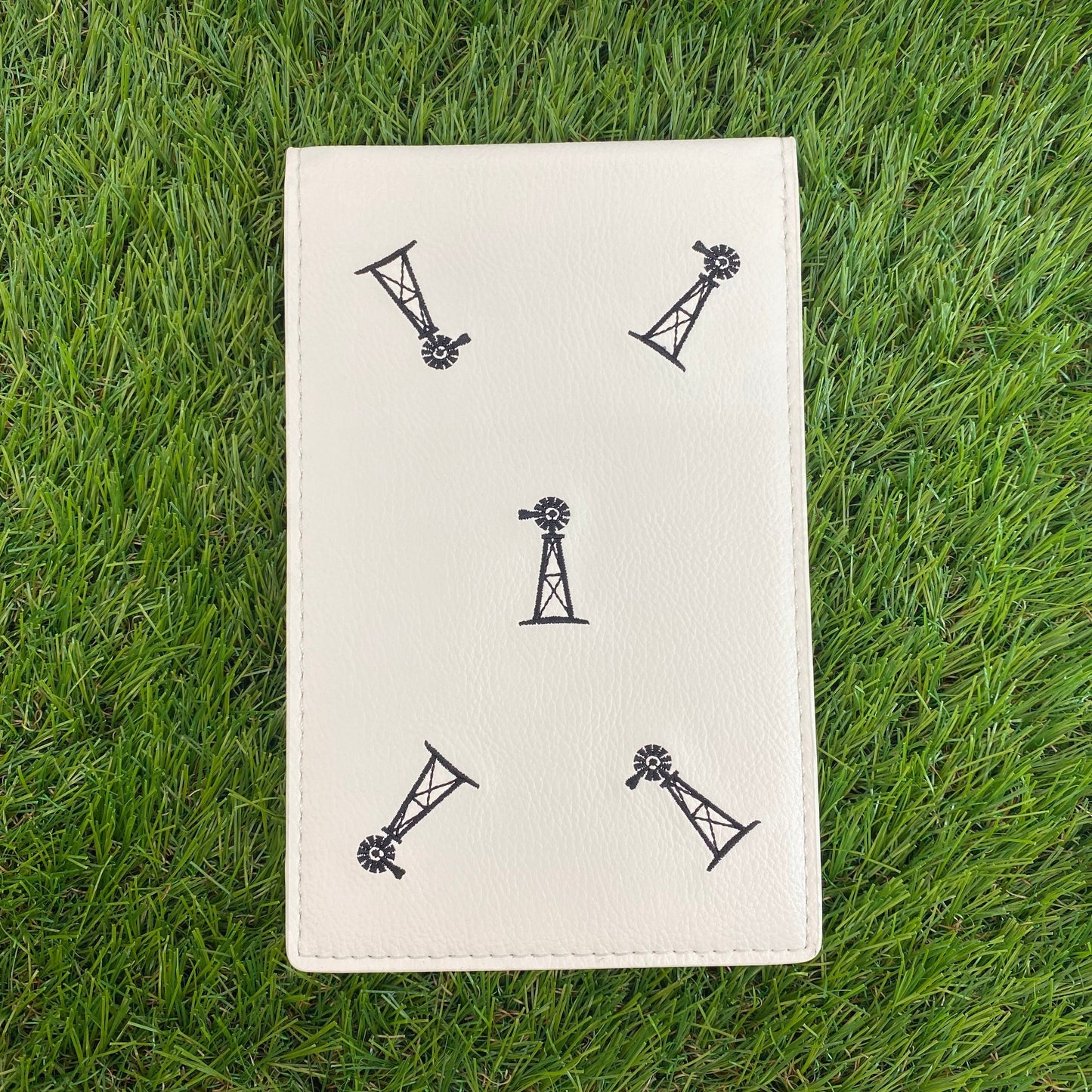 PRG Streamsong Black Yardage Book Cover