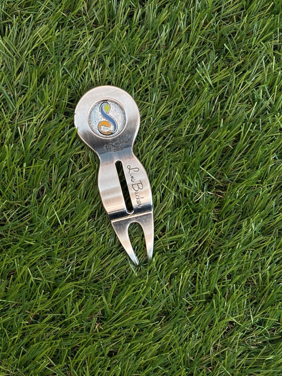 PRG Double Prong Divot Tool